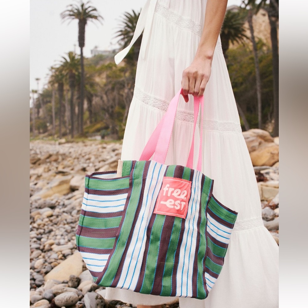 NWOT- Free-est free people tote